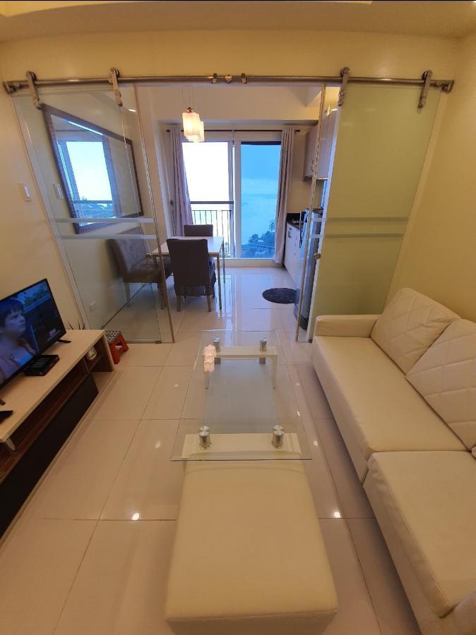 Breezy Nest Staycation At Wind Residences Tagaytay 따가이따이 외부 사진